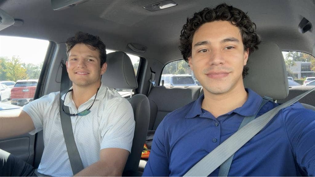 Looking for a 3rd roomate