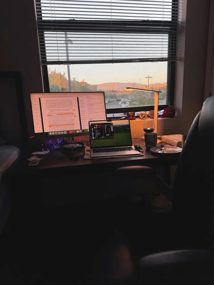 Private Room & bath in a 4br