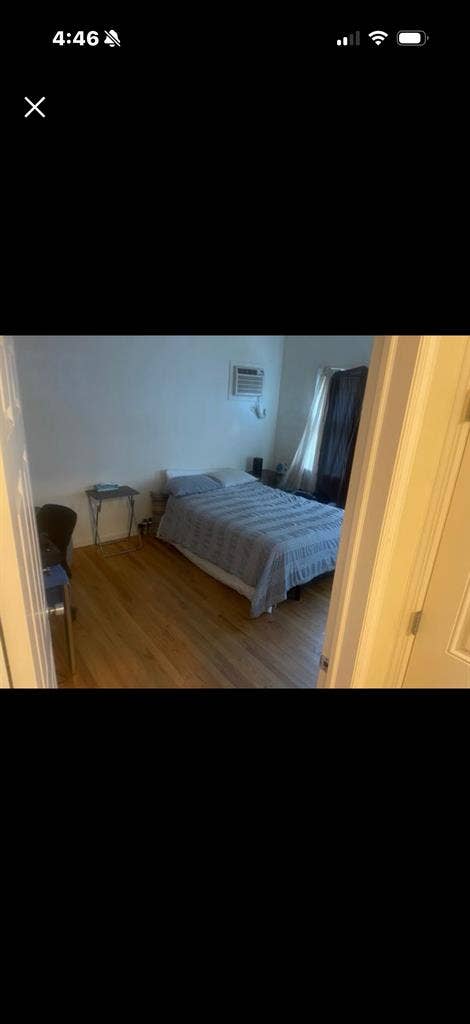 Westbury Room for rent