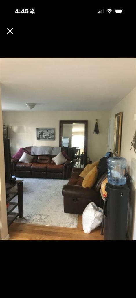 Westbury Room for rent