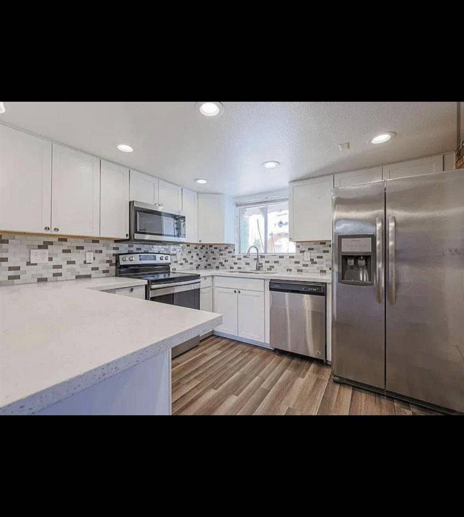 Room in north phoenixx