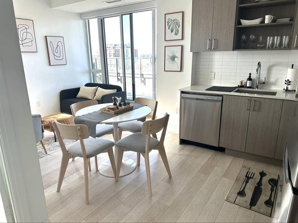 Private Room with Ensuite Washroom