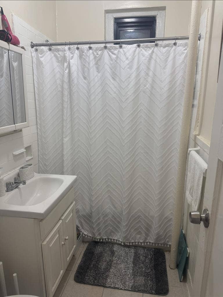 Cozy one bedroom room