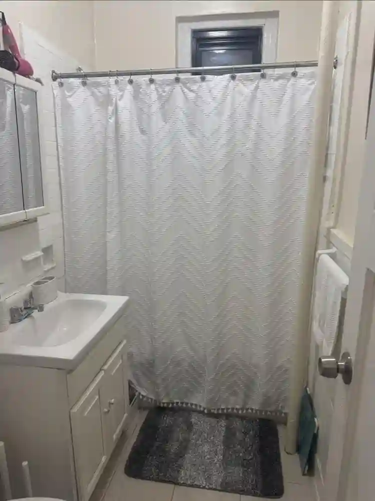 Cozy one bedroom room