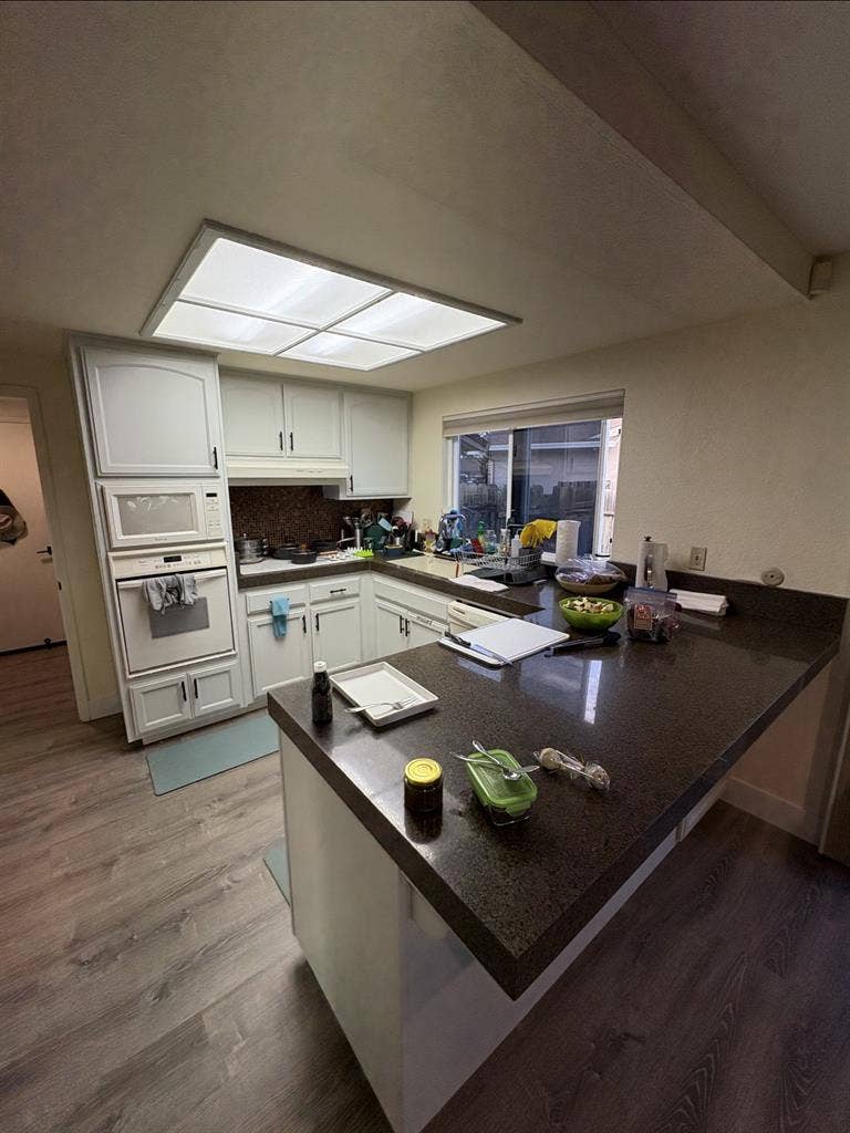 Two Rooms Available Oak Hills