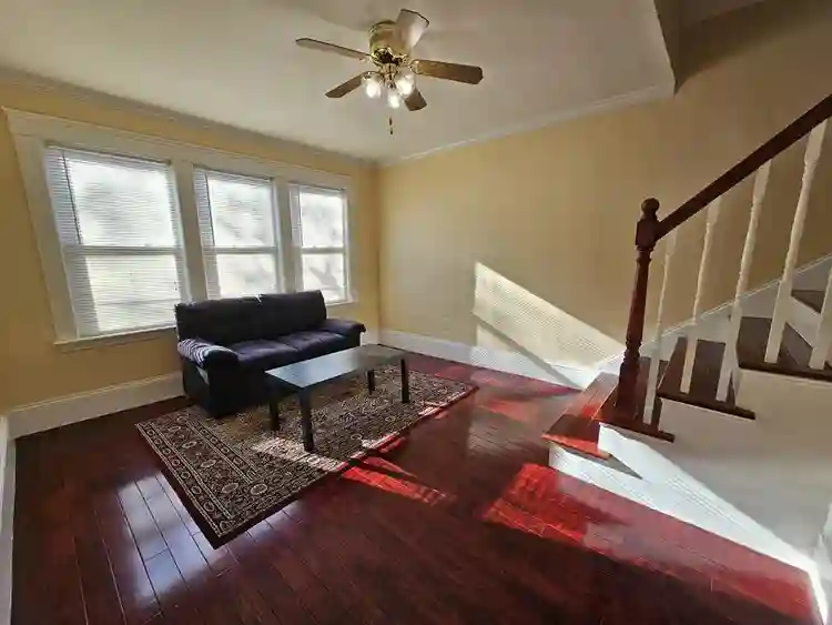 ONE Private ROOM $ (Inc all bills)