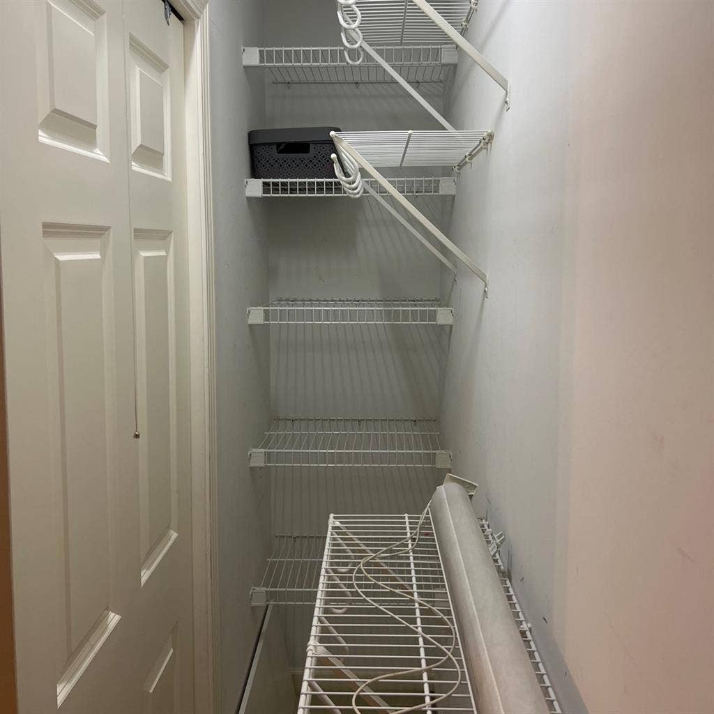 Bedroom for rent w/own BA