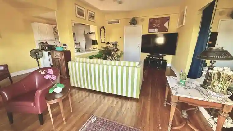 Live on Iconic Bayshore Blvd.