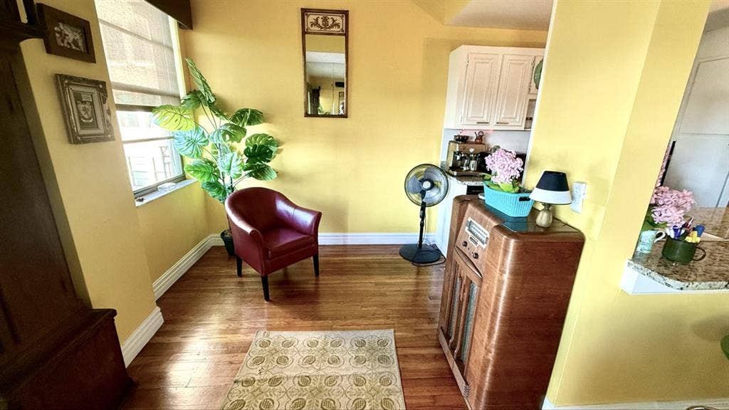 Live on Iconic Bayshore Blvd.