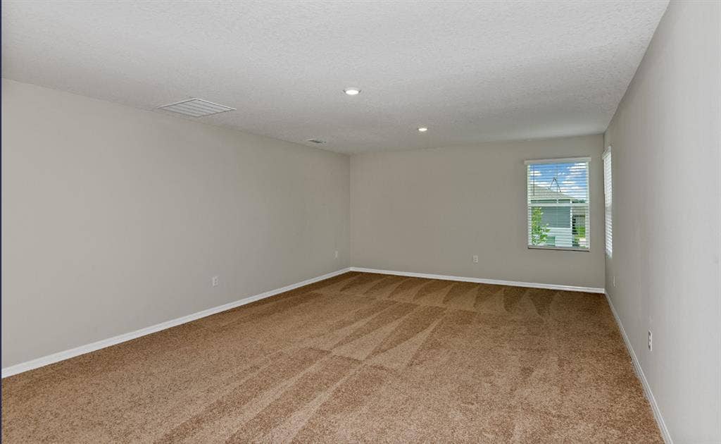 Private Room for rent in New House