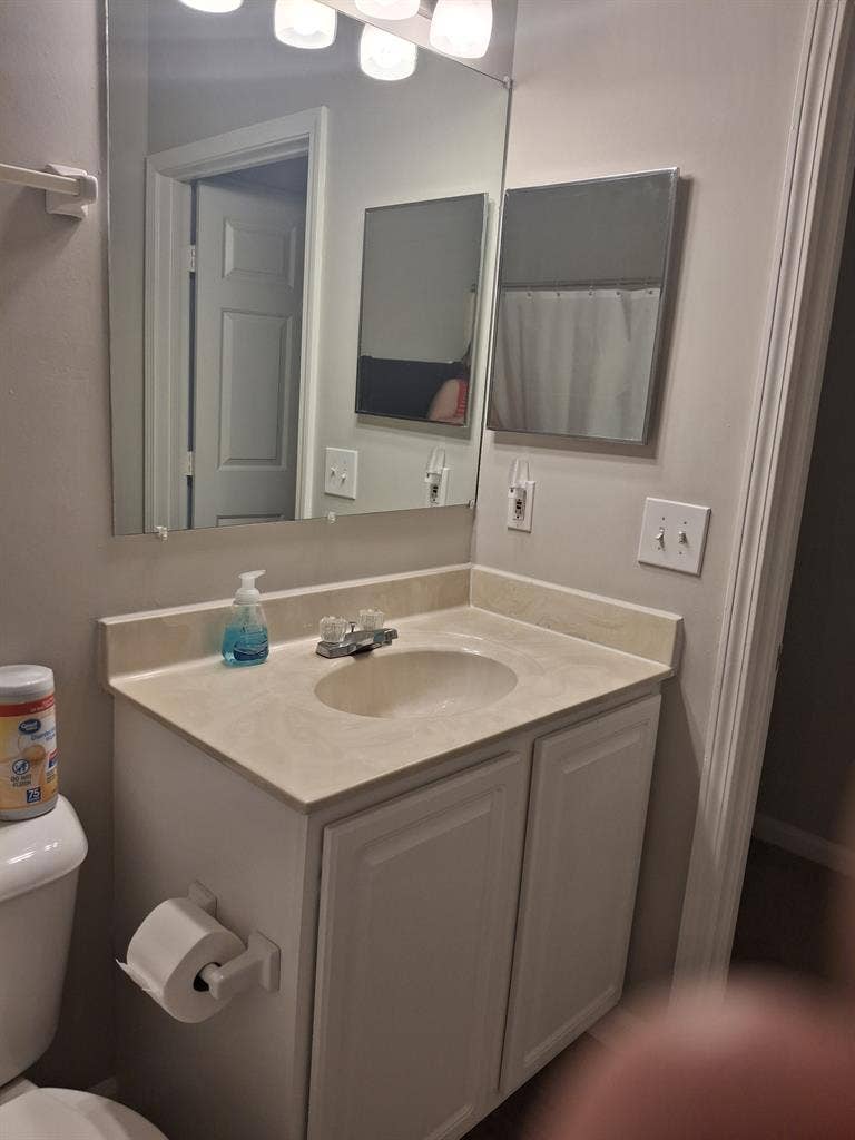 Nice room in quiet Hamburg. READY!