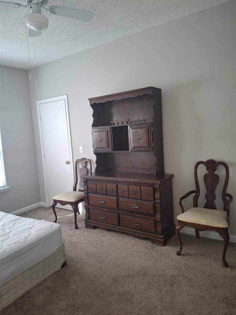 Nice room in quiet Hamburg. READY!