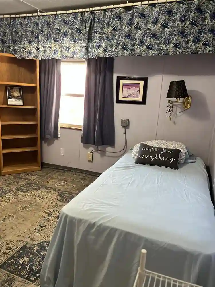 1 bedroom and private bathroom