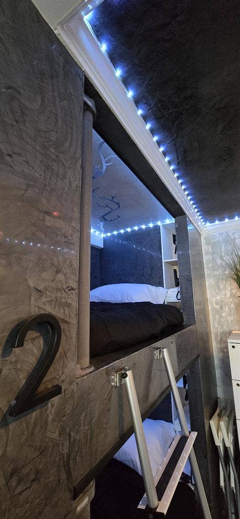 Hostel Smart Bed for Rent $ Nite