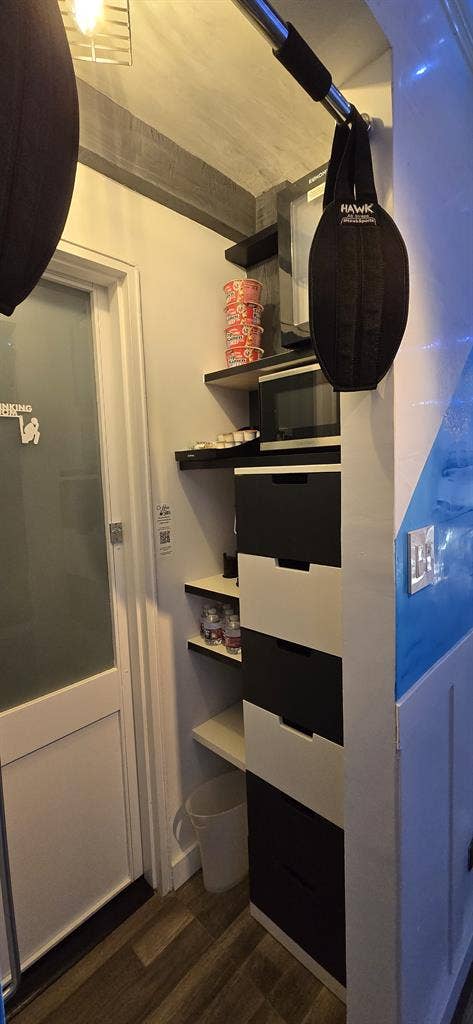 Hostel Smart Bed for Rent $ Nite