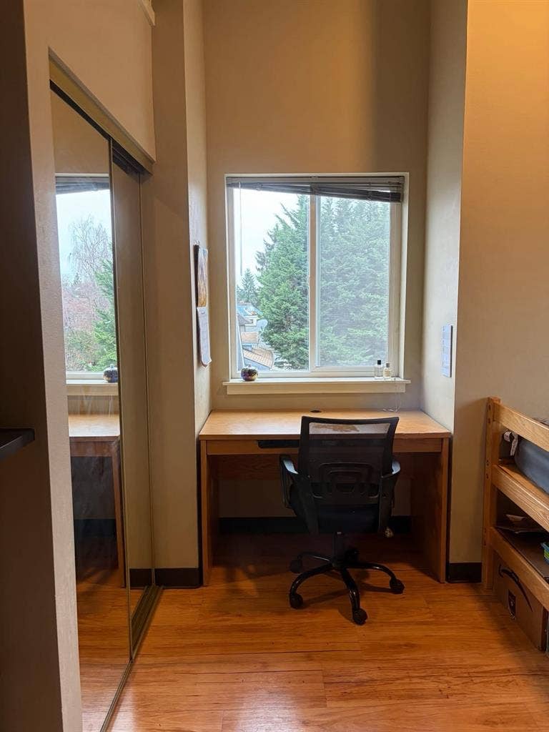 U-Distict furnished studio