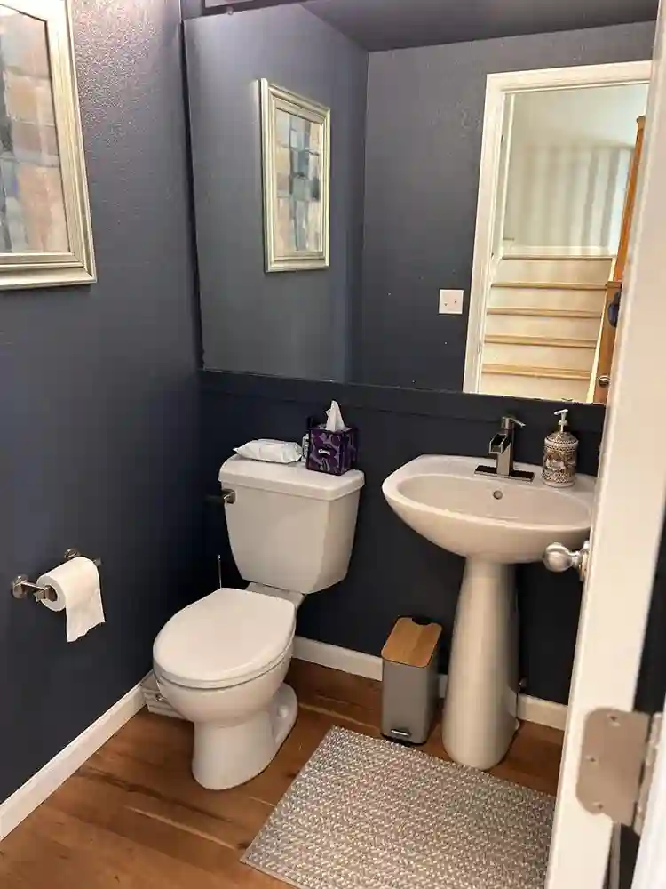 Spacious Bedroom Private Bathroom