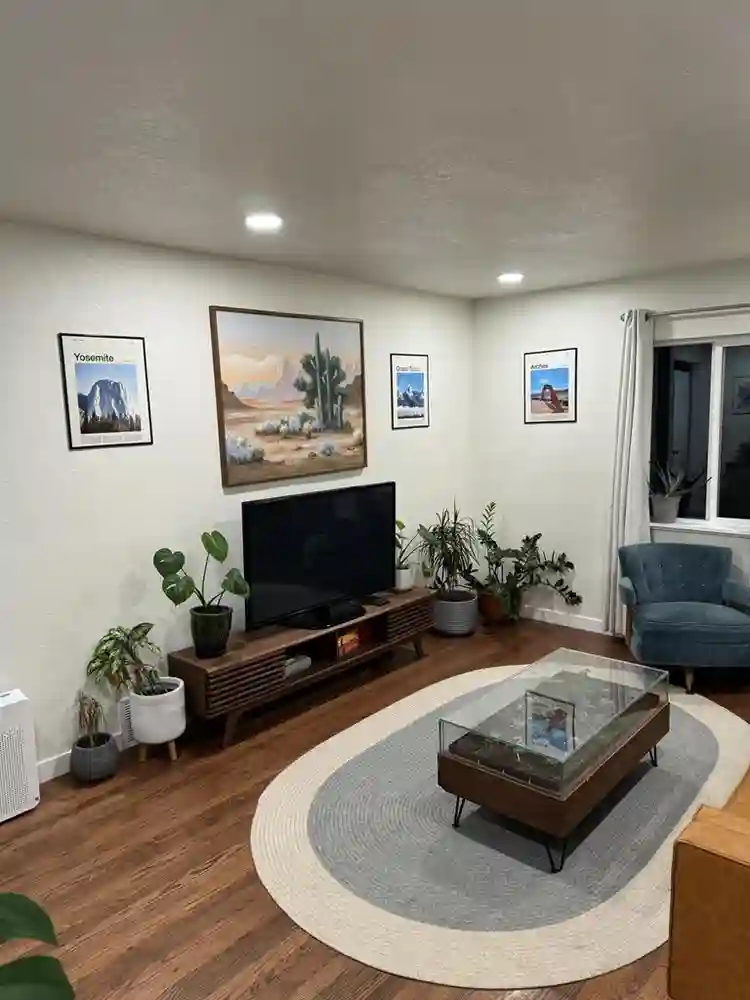 Room for rent near downtown !