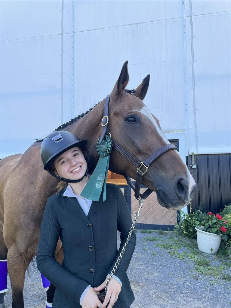 Looking for Female Roommate (May 1)