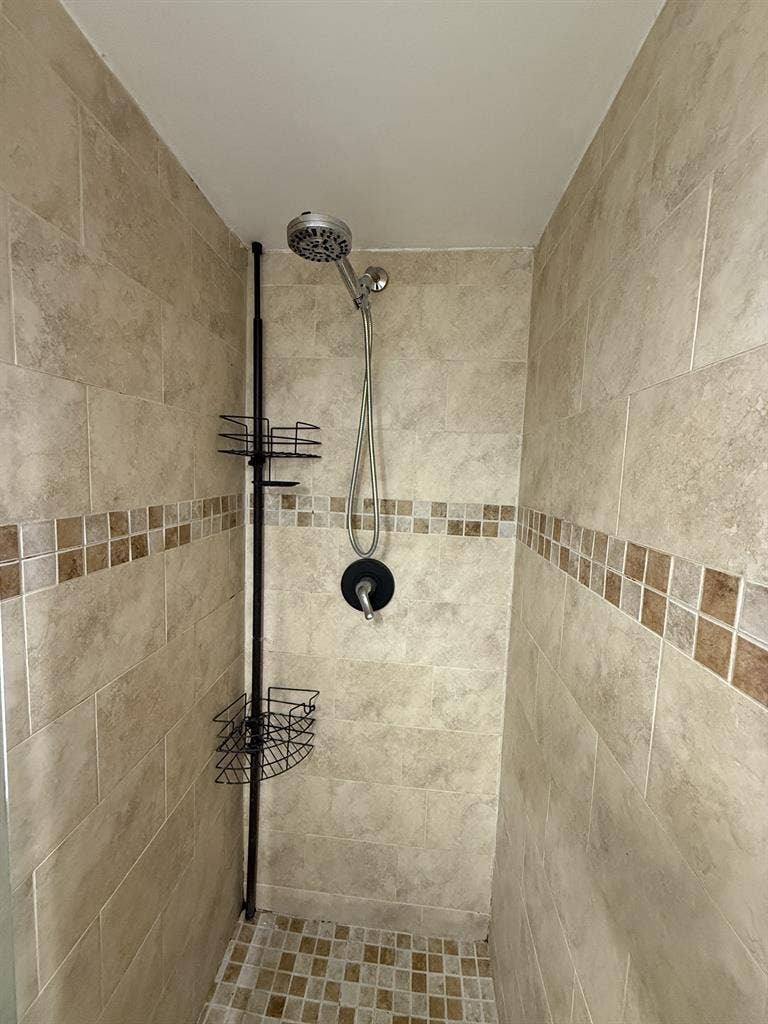 Furnished Modern Studio $M