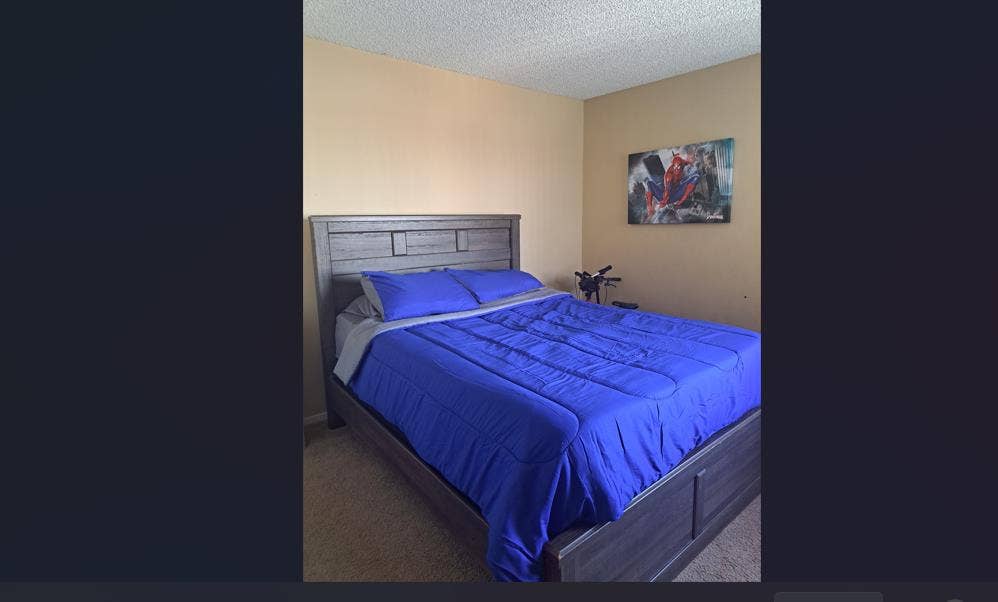 Renting room in Condo