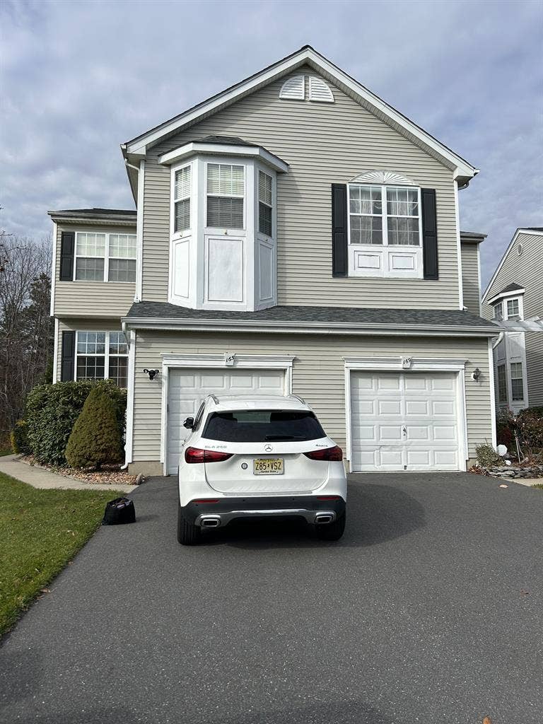 Modern Room for Rent