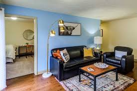 West Run apartment - bath