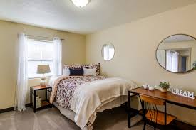 West Run apartment - bath