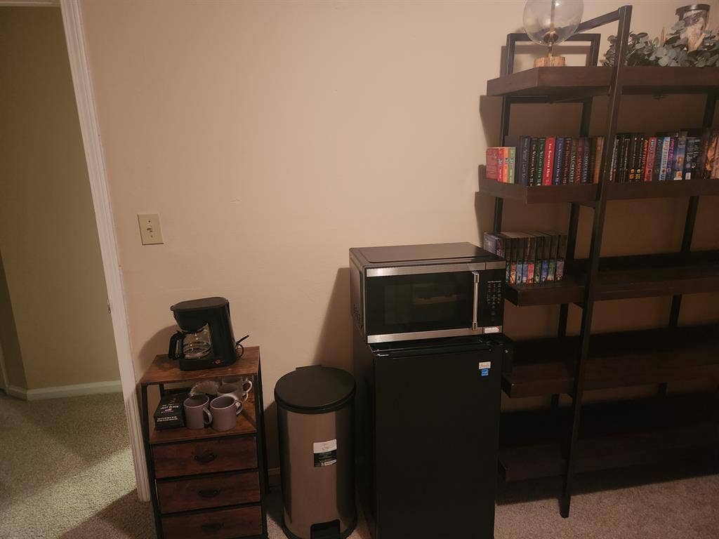 Flat rate.  pretty quiet.