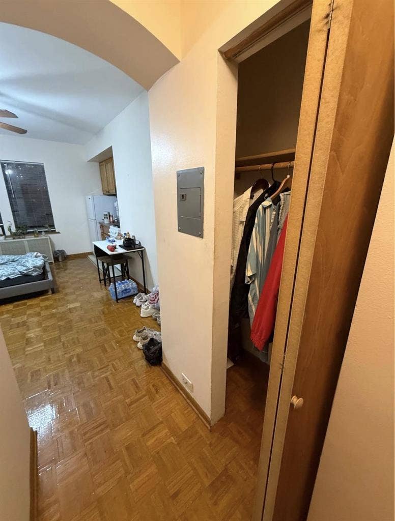 Studio apartment Gold Coast Chicago