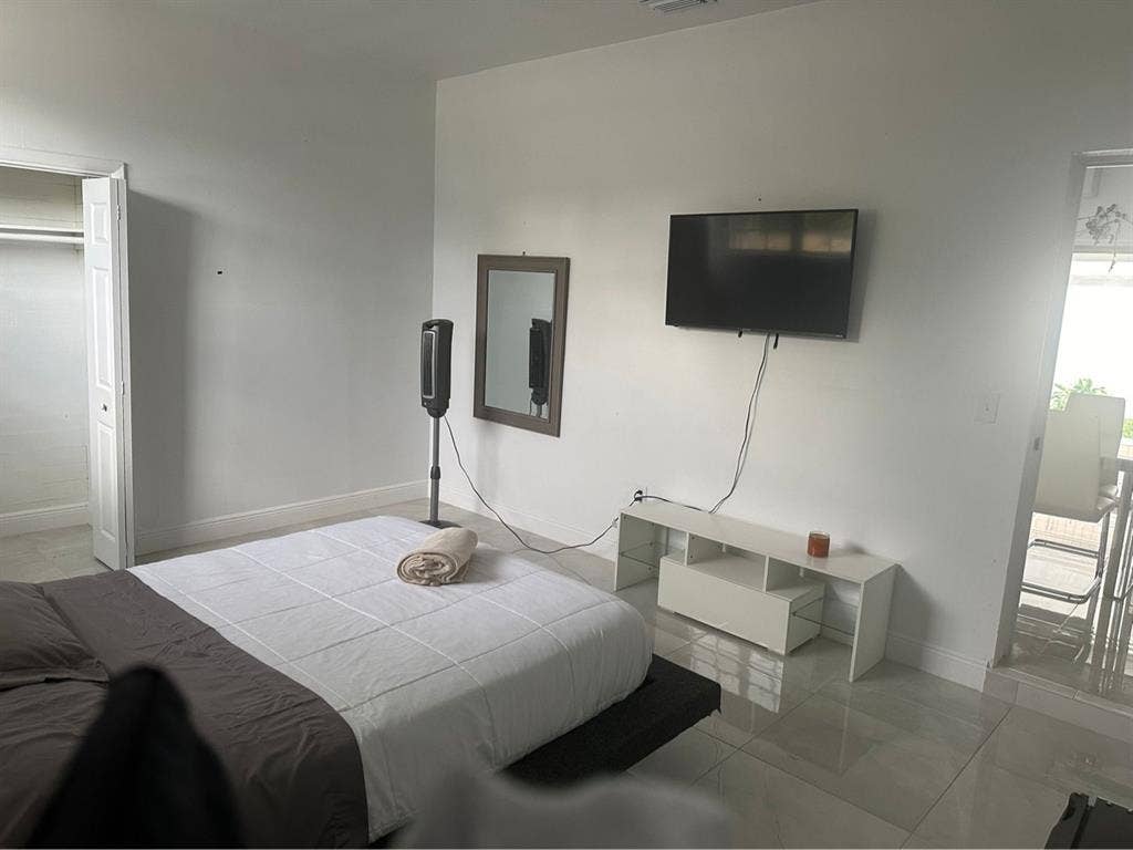 Room in family house