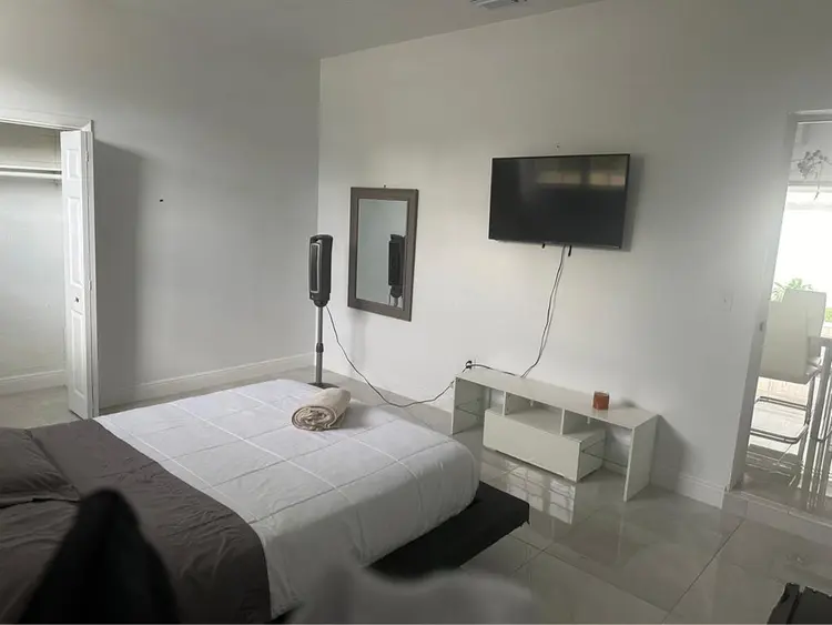 Room in family house