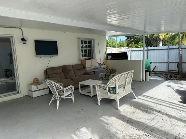 Room in family house