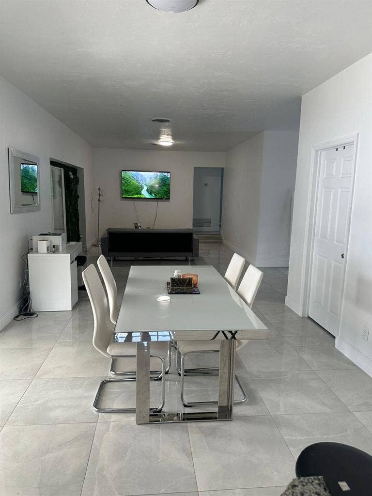 Room in family house