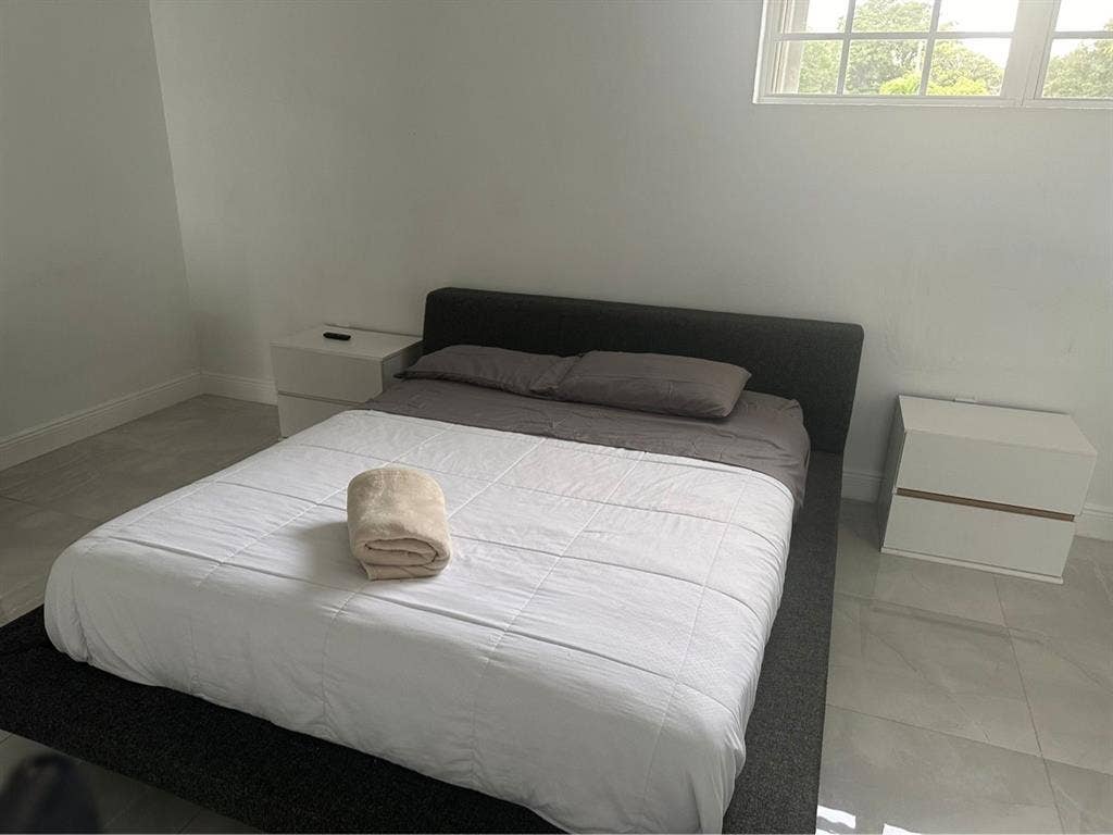 Room in family house