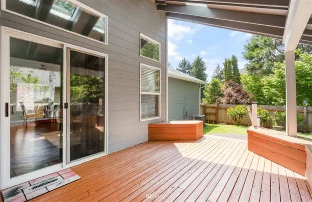 Master suite for rent