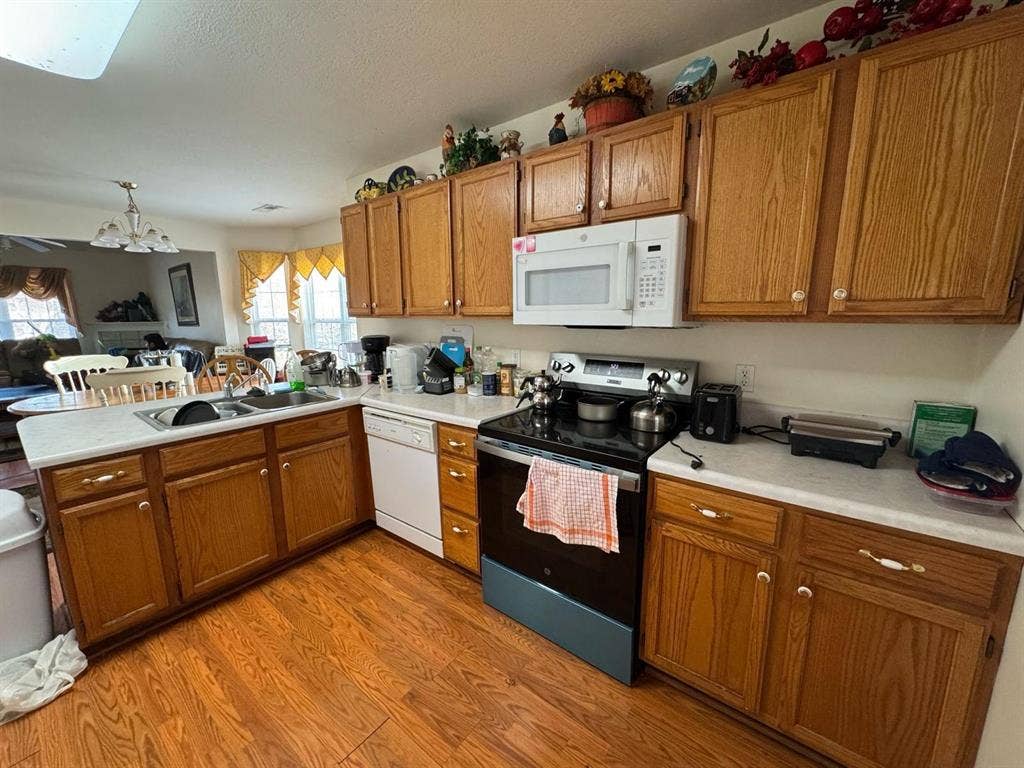 Room in a house for rent