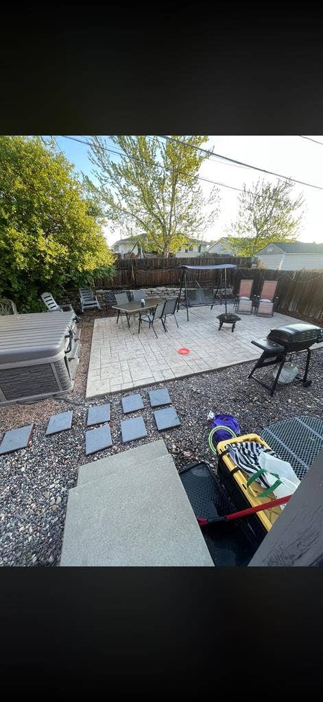 Room for rent in Englewood