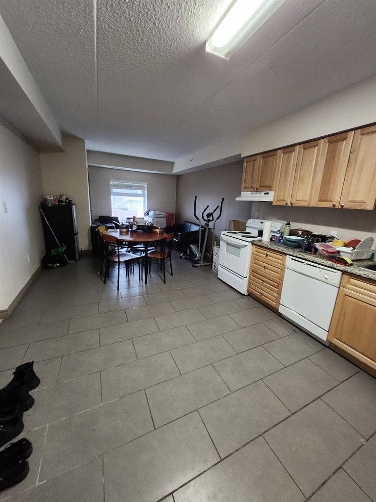 Private Room All-Girls Unit (B)