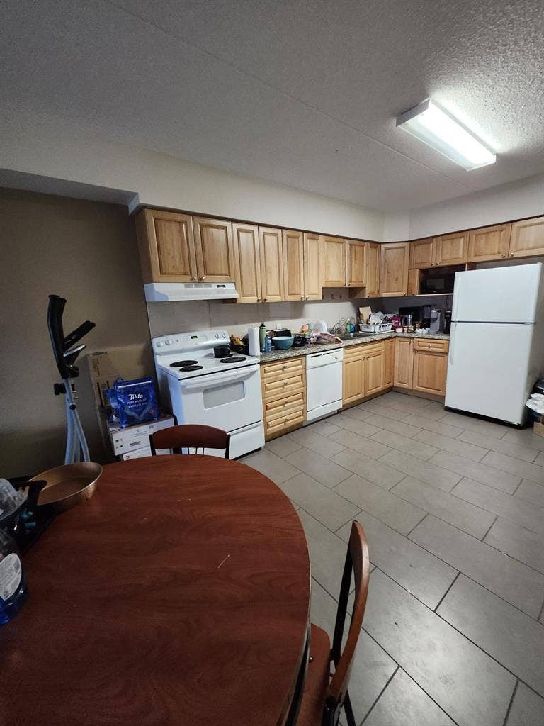 Private Room All-Girls Unit (B)