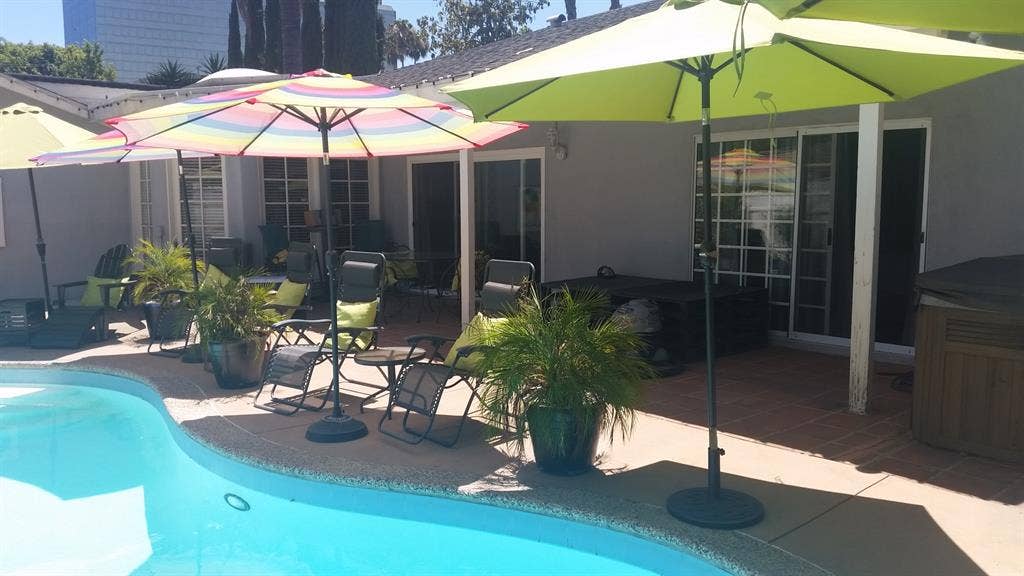 Prime Furnished Room in Encino