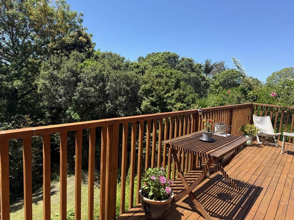 Sunny Zen Garden Northshore