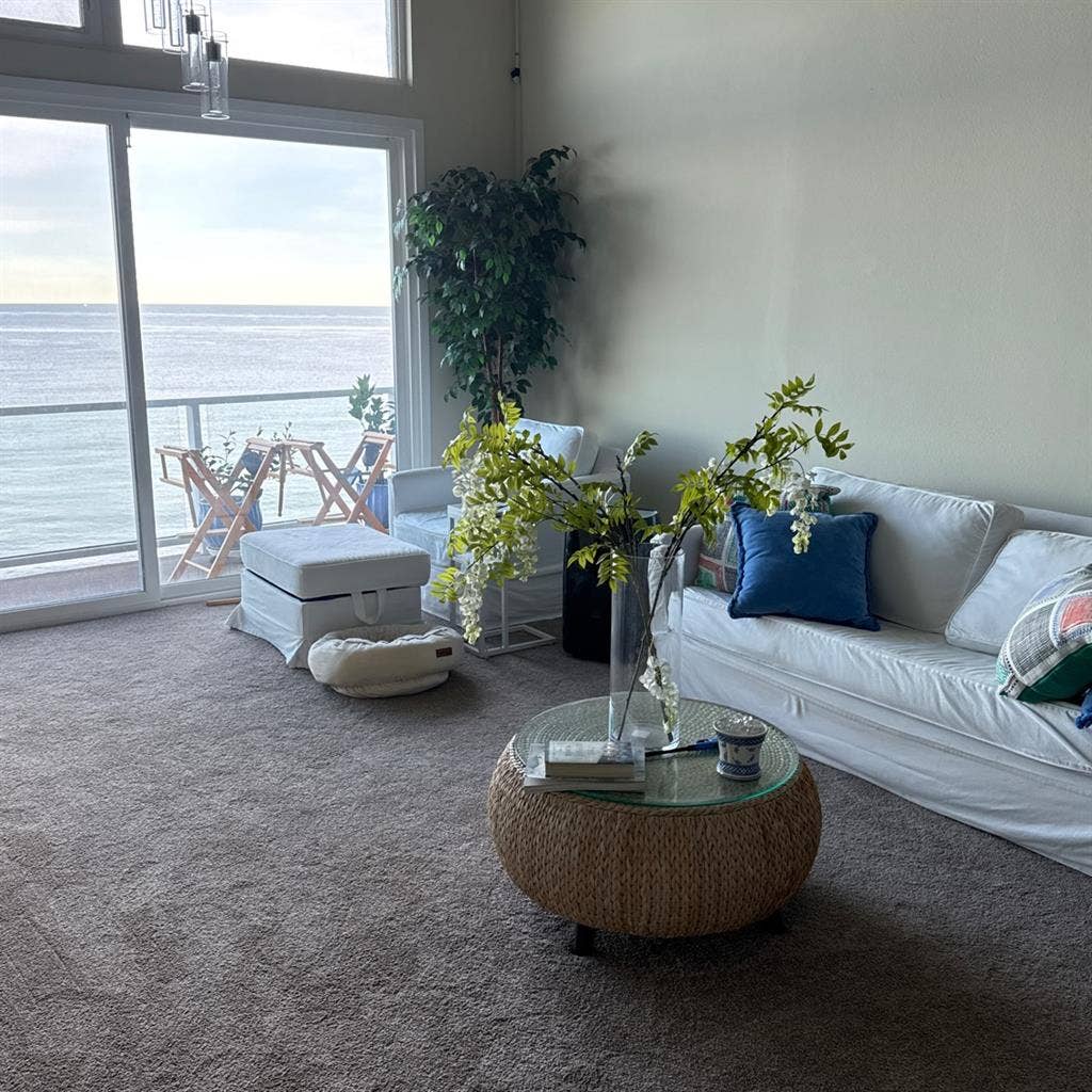 IG PastorJeanineLive