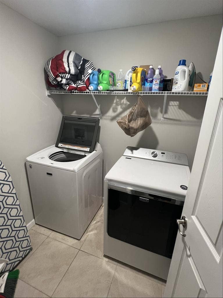 One room available in  bath