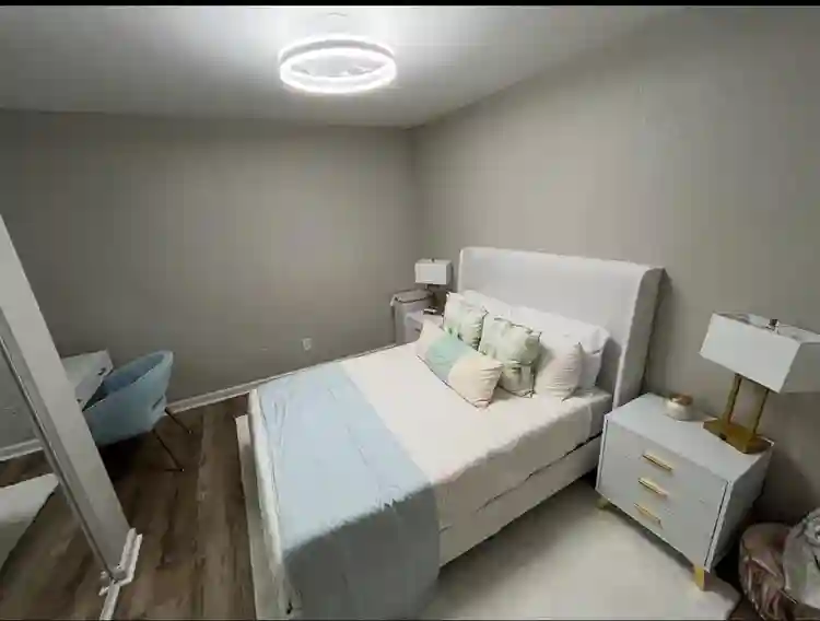 Searching for 1 roommate!!!