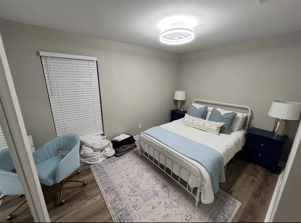 Searching for 1 roommate!!!