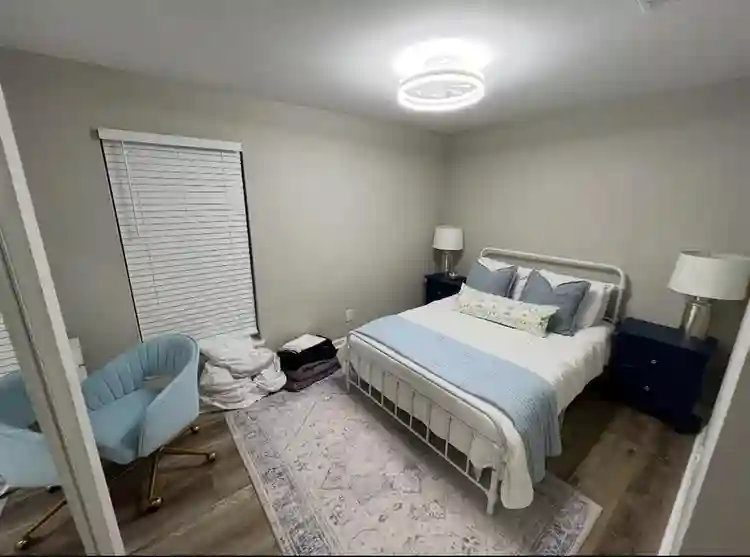 Searching for 1 roommate!!!