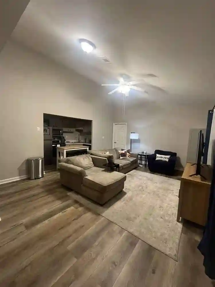 Searching for 1 roommate!!!