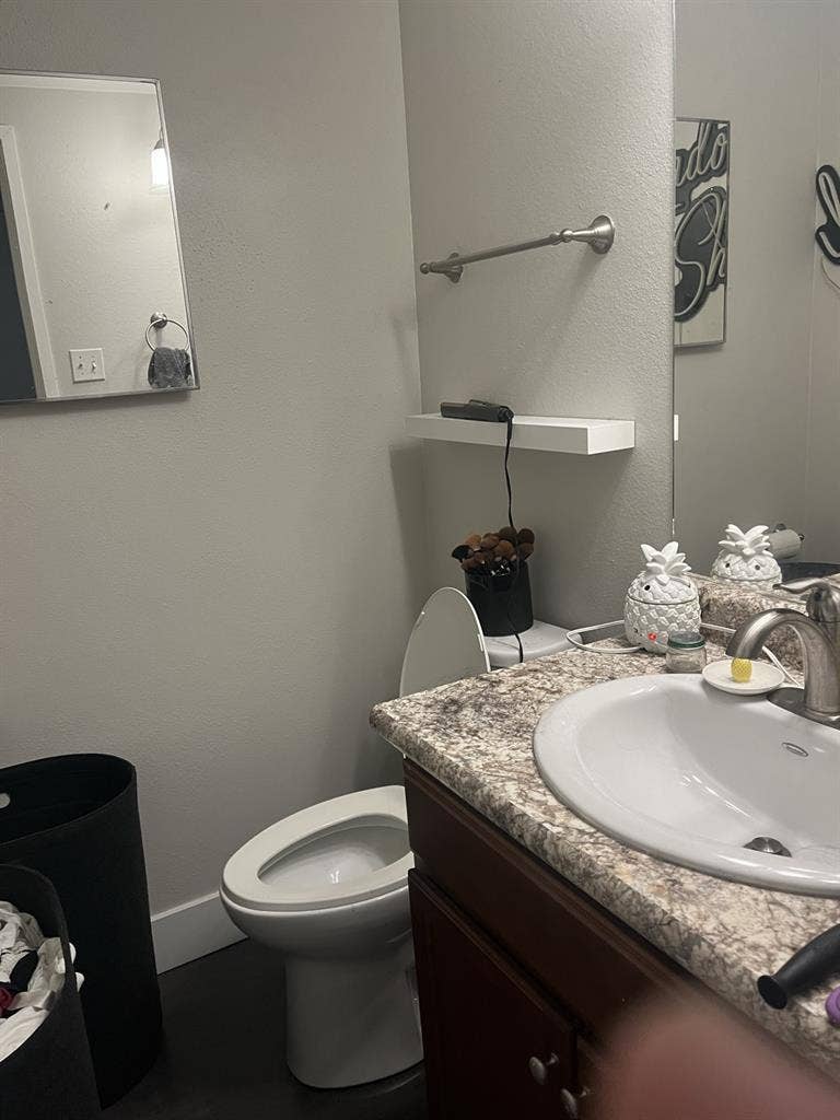 Beautiful Cap Hill apartment