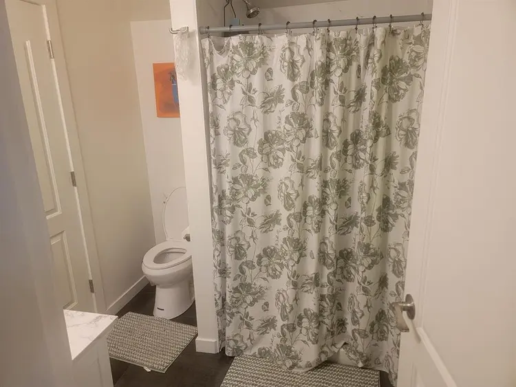 Bedroom with Private Bathroom